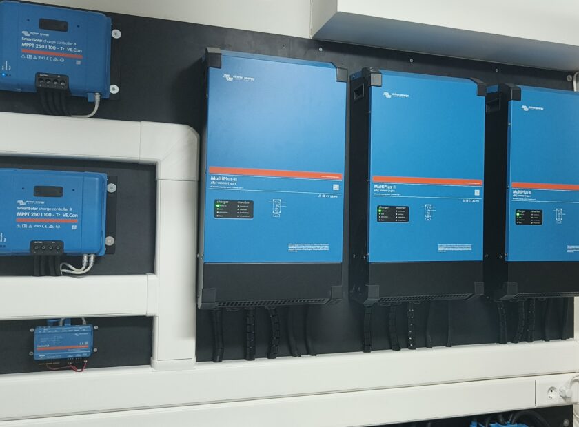 Victrom MPII 48/10000/140/100